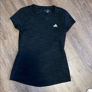 Adidas Tshirt